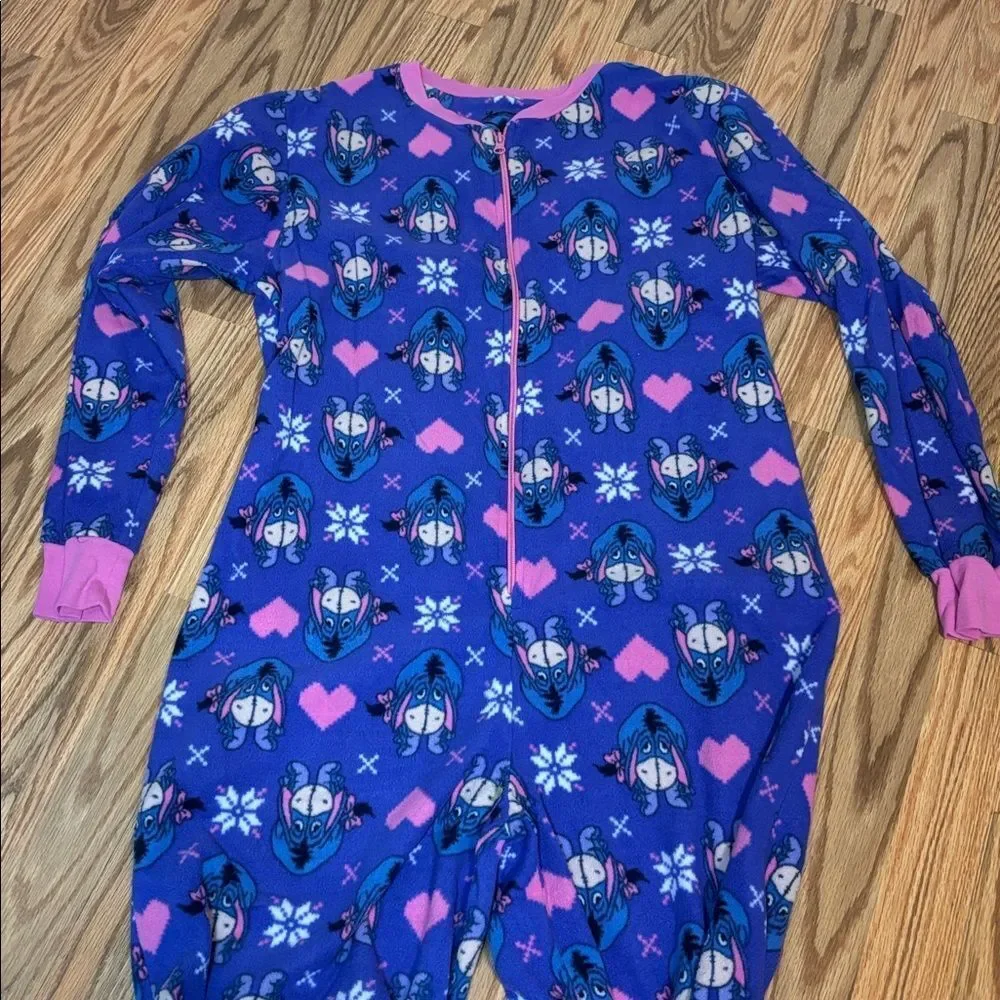 Disney Eeyore Purple pajamas, pink Hearts, Snowflakesr, 7/9 - Picture 2 of 4